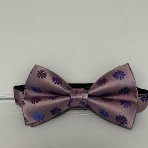 Elegant Black Box with Price Tag